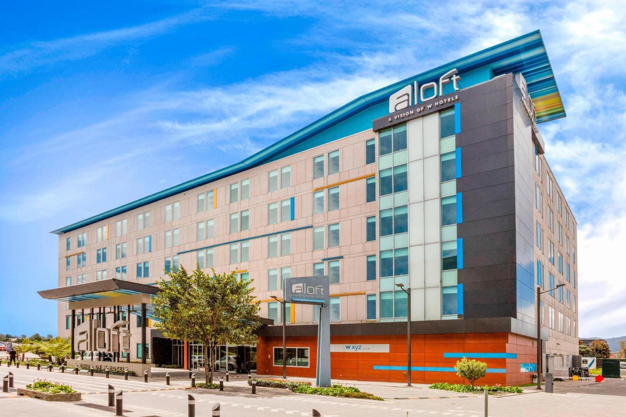 Aloft Bogota Airport Hotell Exteriör bild